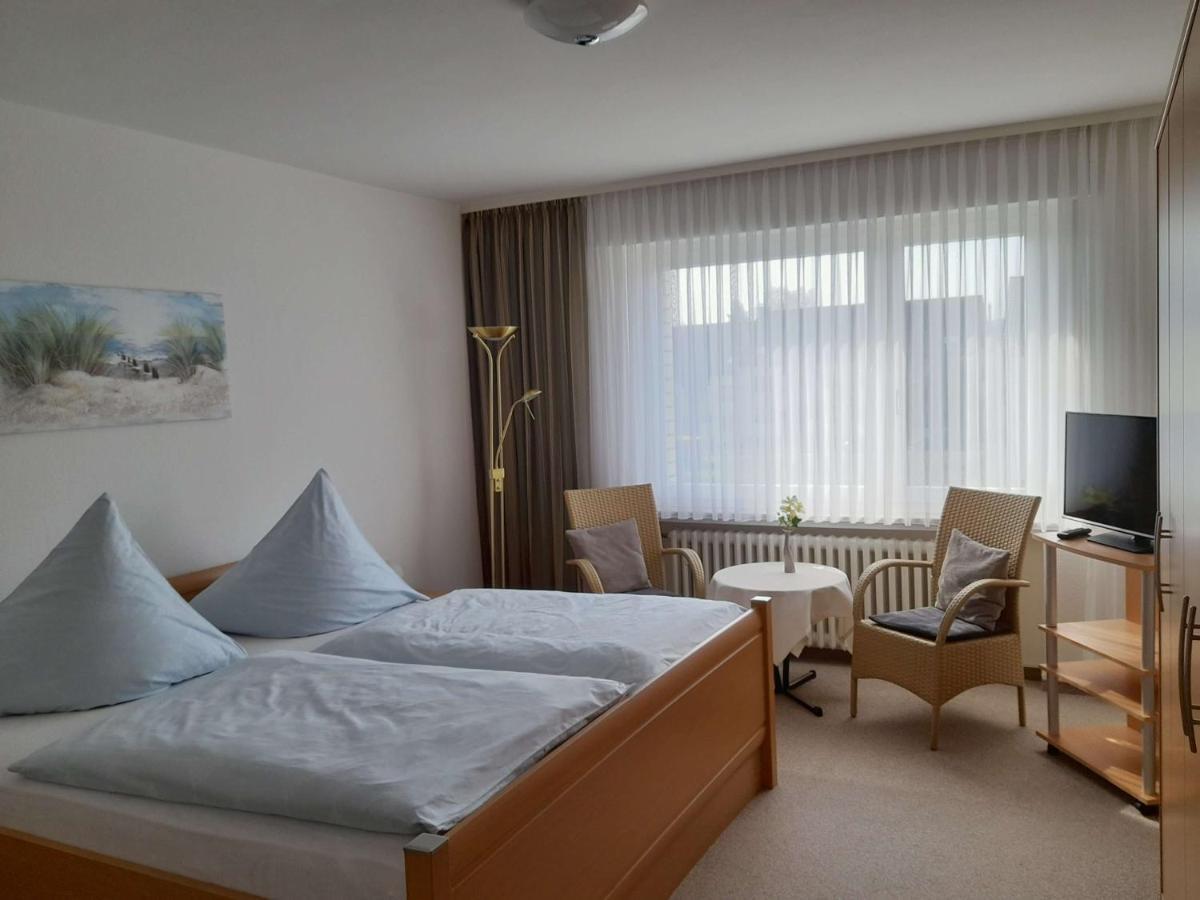 Ferienwohnung Und Gaestezimmer Iburgblick Bad Driburg Exterior photo